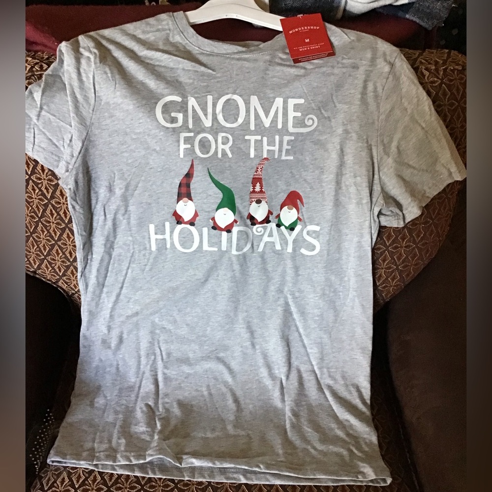 Gnome for the Holidays T-shirt (M)